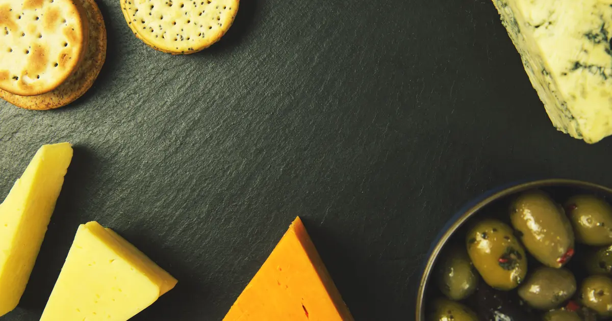 Can Cats Eat Cheese? 7 Things Every Cat Parent Should Know 1