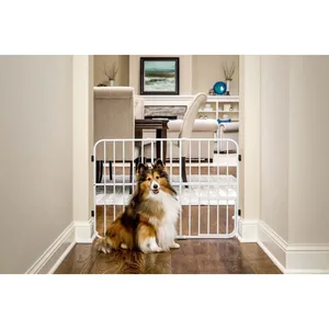 Carlson Pet Products Tuffy Expandable Gate with Pet Door