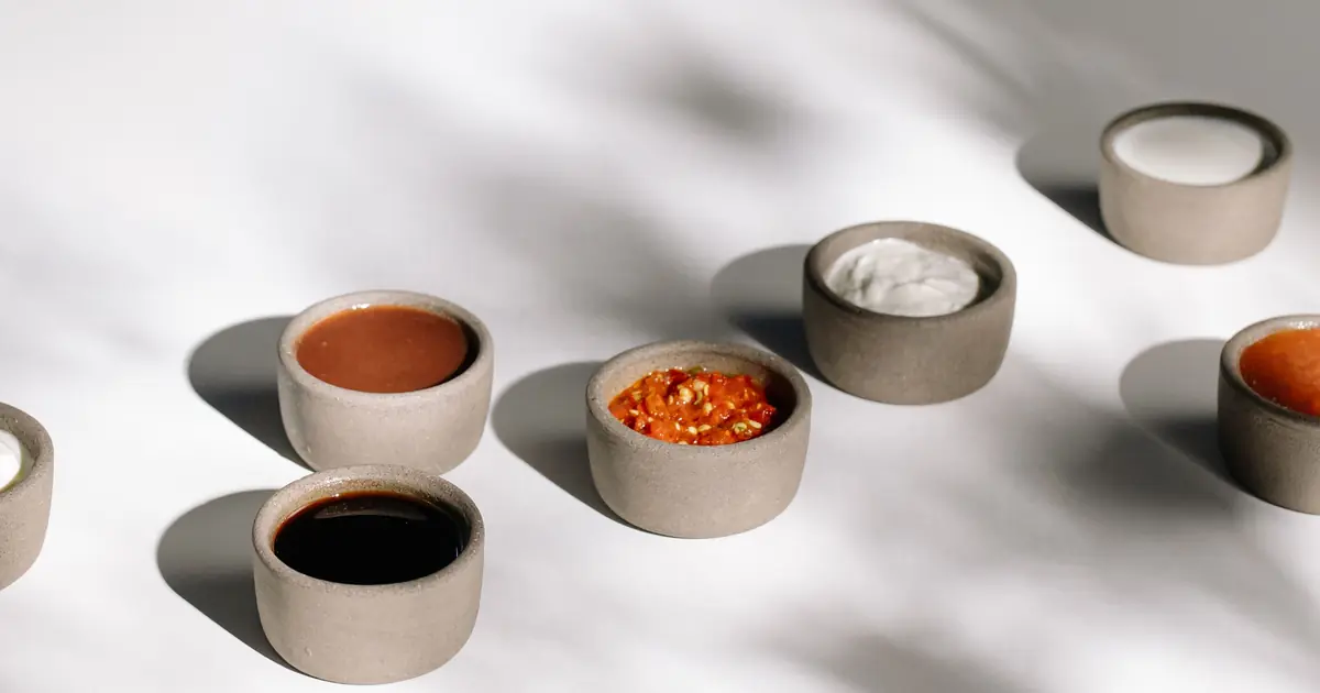 soy sauce is dangerously high in sodium for cats